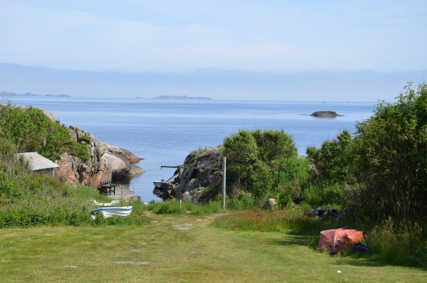 Campingplatz und Hüttenverleih Lindesness ... wer möchte baut sein Zelt gleich vorne am Meer auf ... auch Wohnmobile sind herzlich willkommen ... ©entdecker-greise.de