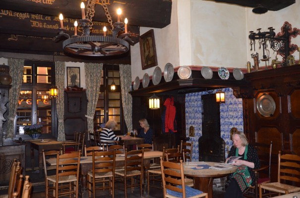 Im Brauhaus Pinkus kann man nicht nur die leckerste Altbierbowle trinken, auch das Essen hier ist ein Genuss ... probiert es einfach mal aus ... ©entdecker-greise.de