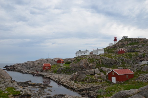 Ein Blick auf diese Landschaft fühlt sich an wie ein Traum ... noch heute spüre ich die Sehnsucht nach diesem mystischen Ort ... Norwegens südlichster Punkt Lindesness! ©entdecker-greise.d