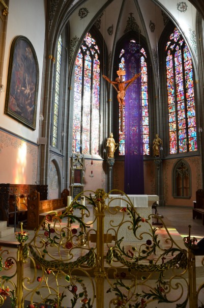 Altar der Laurentius Kirch in Ahrweiler. ©entdecker-greise.de