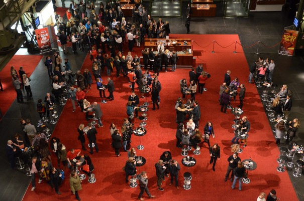Langsam füllt sich das Colosseum Theater Essen und eine erwartungsfrohe Stimmung macht sich breit ©entdecker-greise.de