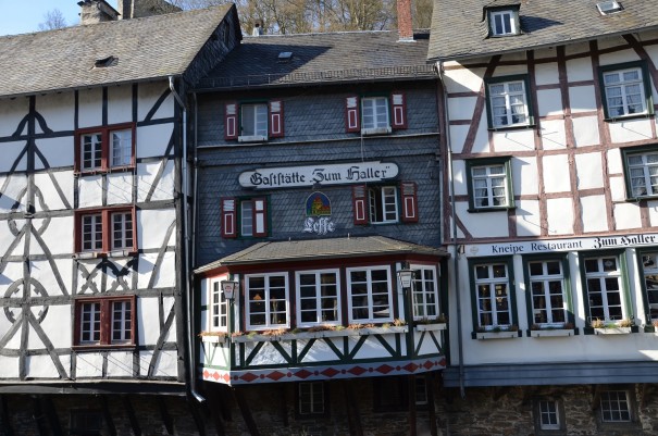 Verwinkelt und nicht unbedingt immer gradlinig, so zeigt sich Monschau in liebenswerter Art. ©entdecker-greise.de