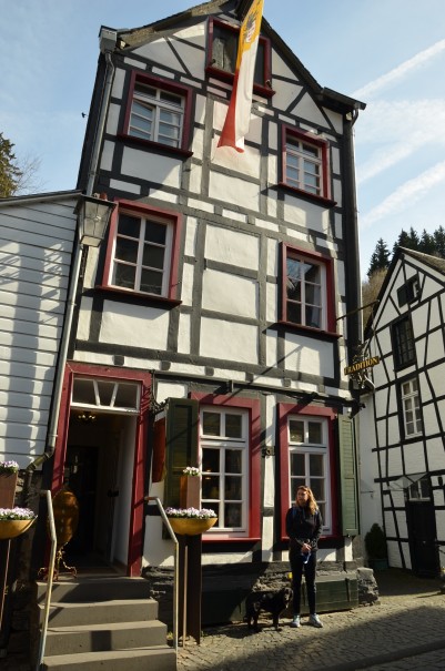 Wunderschöne alte Fachwerkhäuser bestimmen das Stadtbild von Monschau. ©entdecker-greise.de