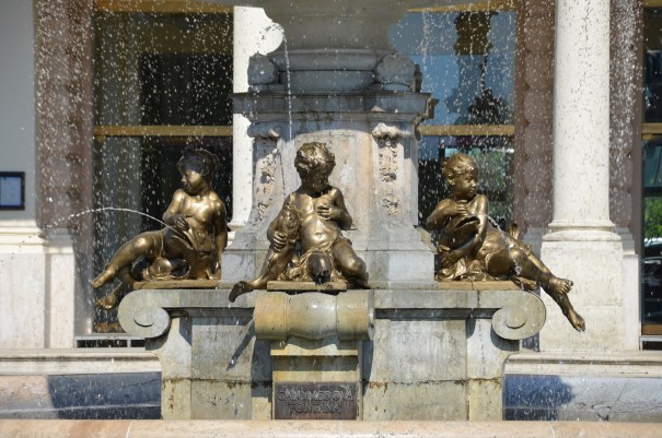 Wunderschöner Brunnen in Bratislava. ©entdecker-greise.de