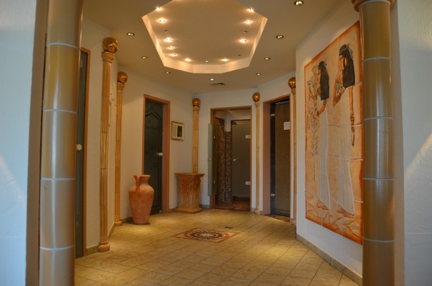 Die Raumgestaltung im Wellnessbereich ... einfach himmlisch ... Wellness und Spa-Resort Hotel FREUND ©entdecker-greise.de