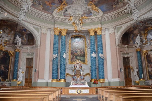 Innenansicht der prunkvollen Clemenskirche ©entdecker-greise.de