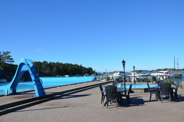 Pool mit Meerblick ... Genussreise durch Norwegen! ©entdecker-greise.de