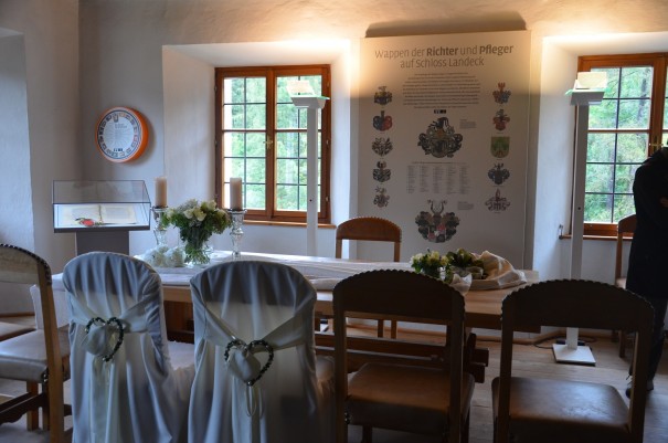 Der ehemalige Gerichtssaal auf Schloss Landeck wird heute für Trauungen bereitgestellt ©entdecker-greise.de