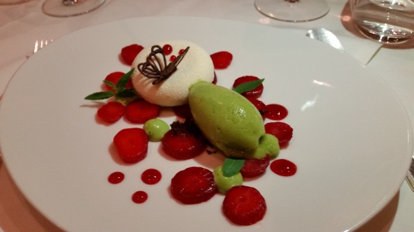 Ein Dessert zum Niederknien von Alexander Greve. ©entdecker-greise.de